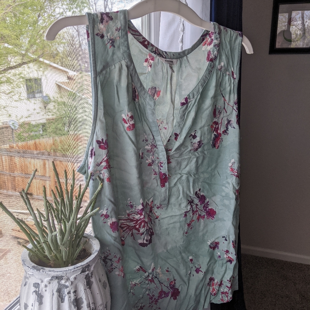 Beautiful mauve green and pink sleeveless blouse